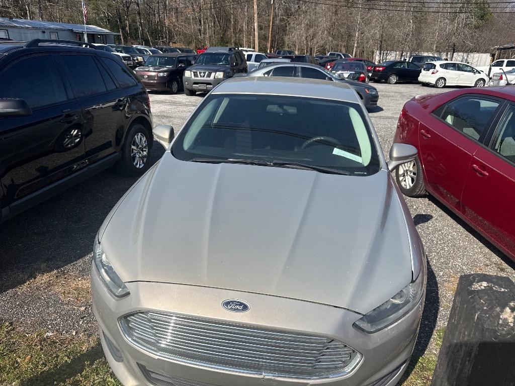 2015 Ford Fusion SE